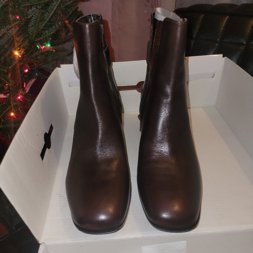 Nine West Women's Poppyo Mochachi M Ankle Boots 7.5 - Picture 5 of 10